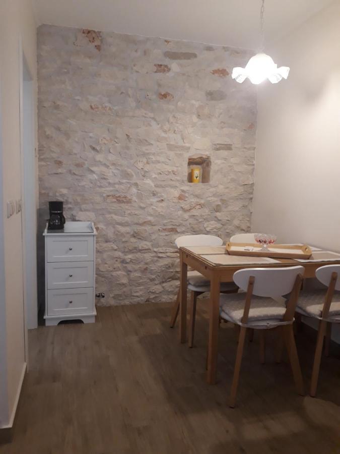 Apartments Vanesa 普拉 外观 照片